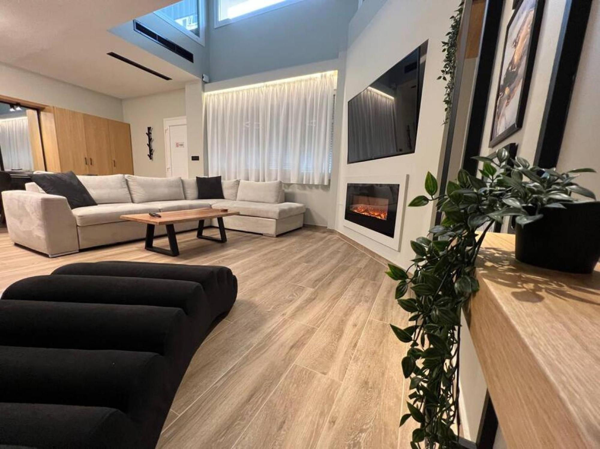 Luxurious Maisonette In Ioannina